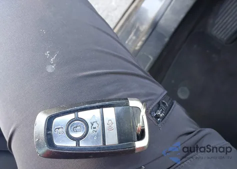 2018 Ford Fusion S из США, поврежденный, VIN 3FA6P0G76JR273380